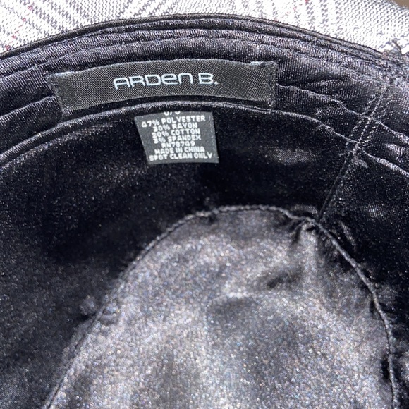 Hat - Picture 6 of 6